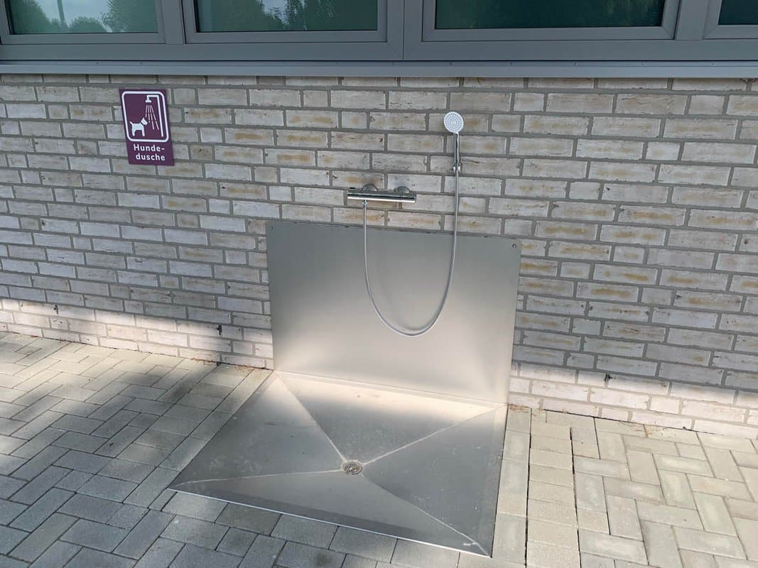 Hundedusche Galleriebild